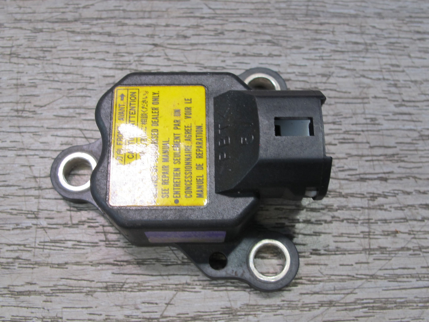 1998-2005 Lexus J100L LX470 ABS Deceleration Sensor 89441-30050