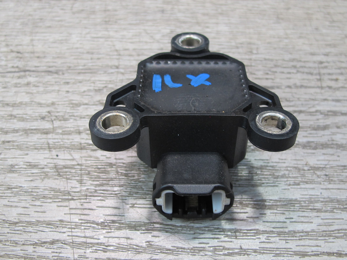 1998-2005 Lexus J100L LX470 ABS Deceleration Sensor 89441-30050
