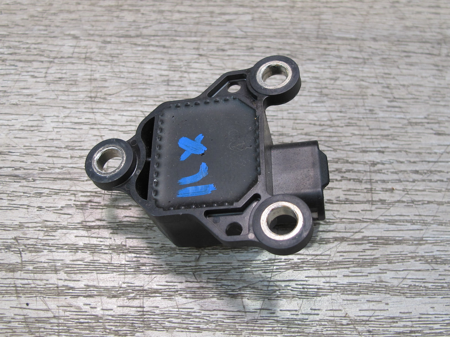 1998-2005 Lexus J100L LX470 ABS Deceleration Sensor 89441-30050