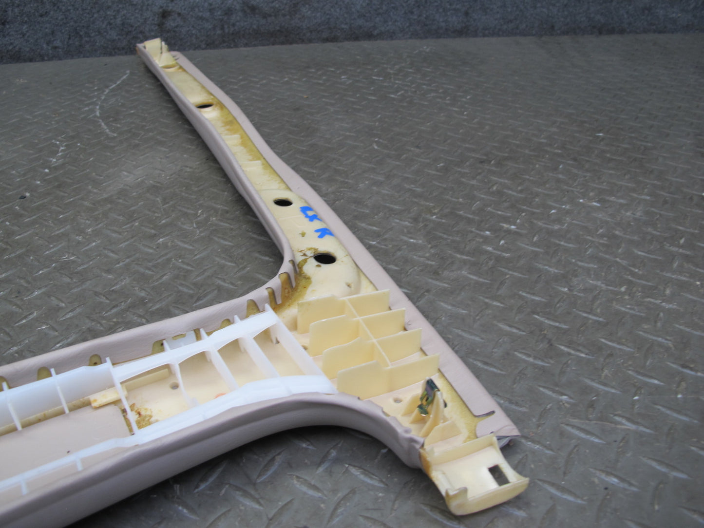 1998-2002 Lexus J100 LX470 Center B Pillar Left Right Upper Trim Cover Panel Set