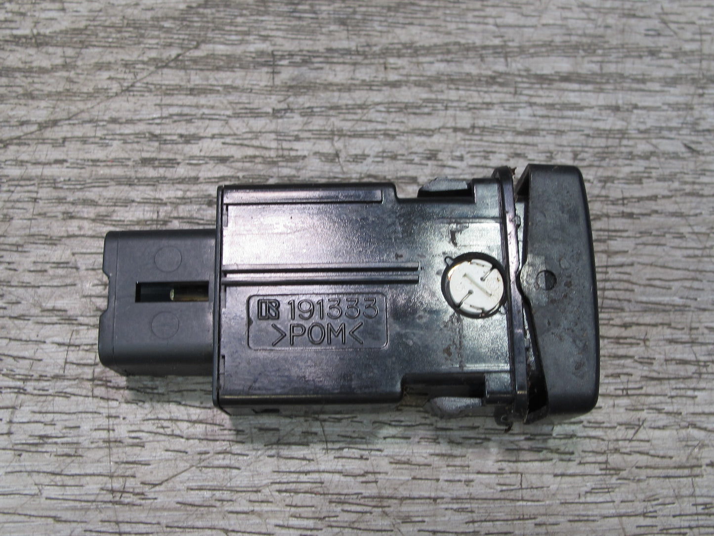 1998-2002 Lexus J100 LX470 Front Left Side Heated Seat Heater Button Switch