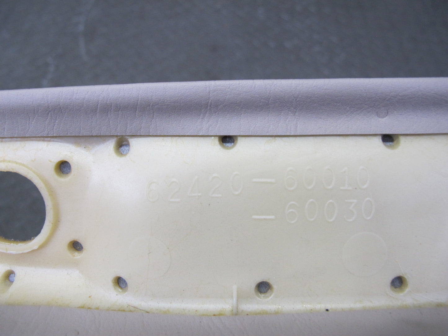 1998-2002 Lexus J100 LX470 Center B Pillar Left Right Upper Trim Cover Panel Set