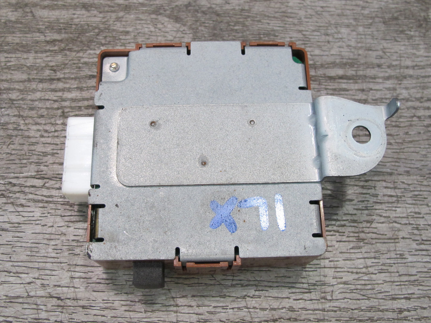 1999-2002 Lexus J100 LX470 Door Receiver Control Module 89741-60061