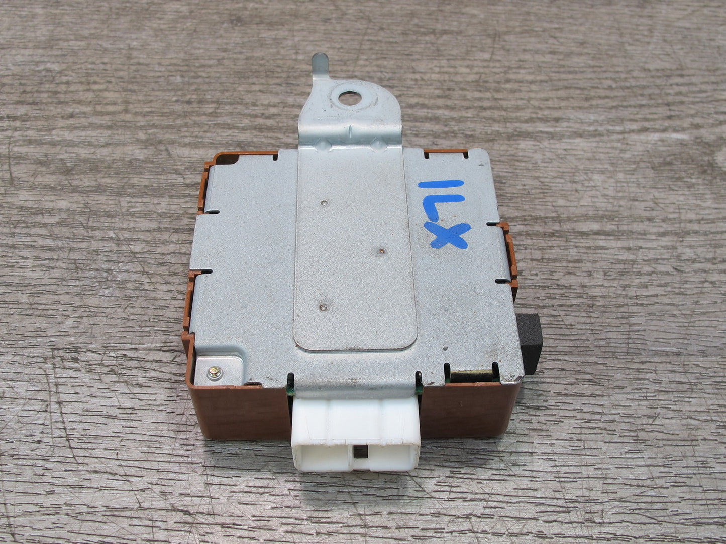 1999-2002 Lexus J100 LX470 Door Receiver Control Module 89741-60061
