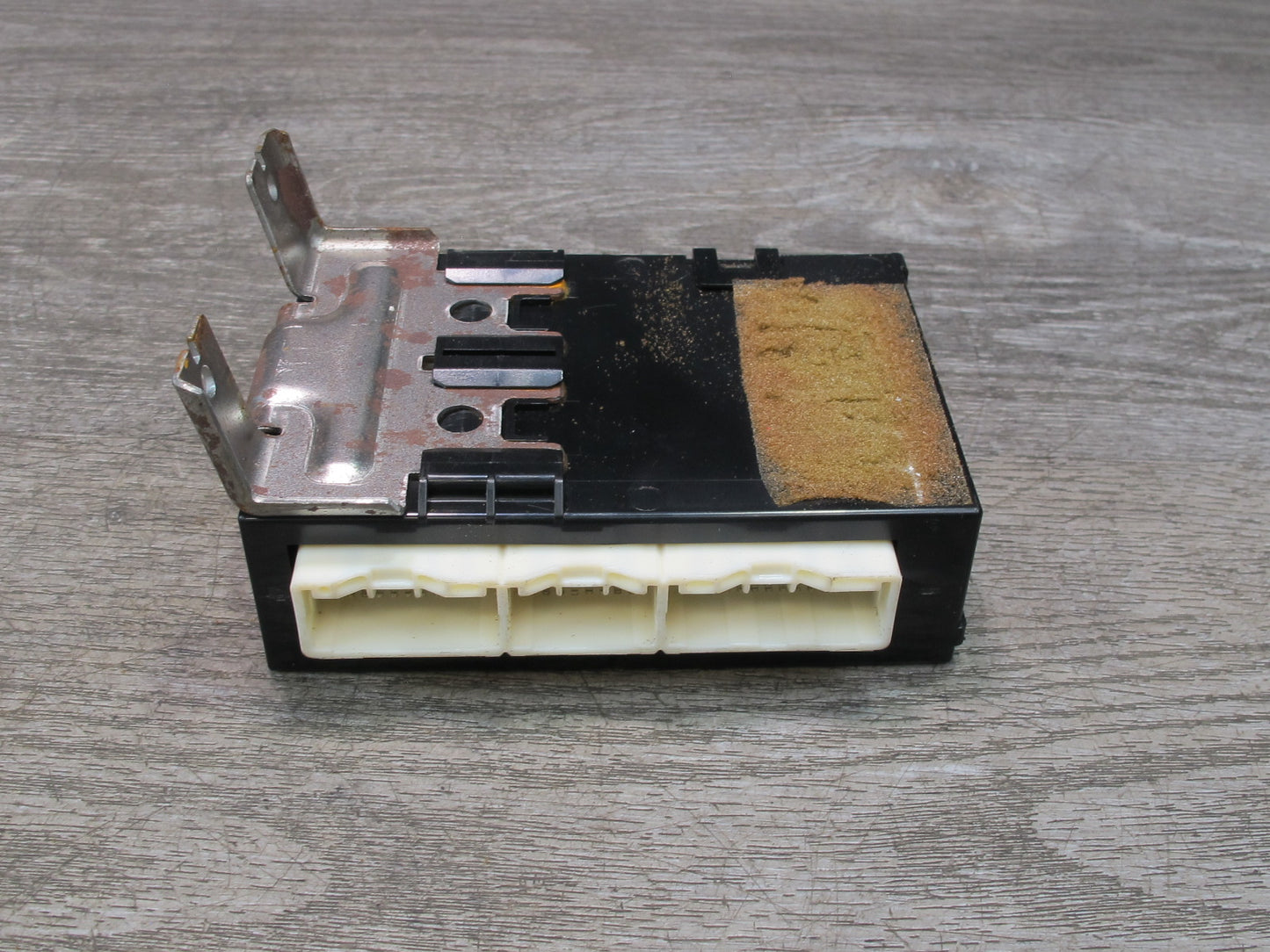 1998-2002 Lexus J100 LX470 Air Conditioner Amplifier Module 88650-60361
