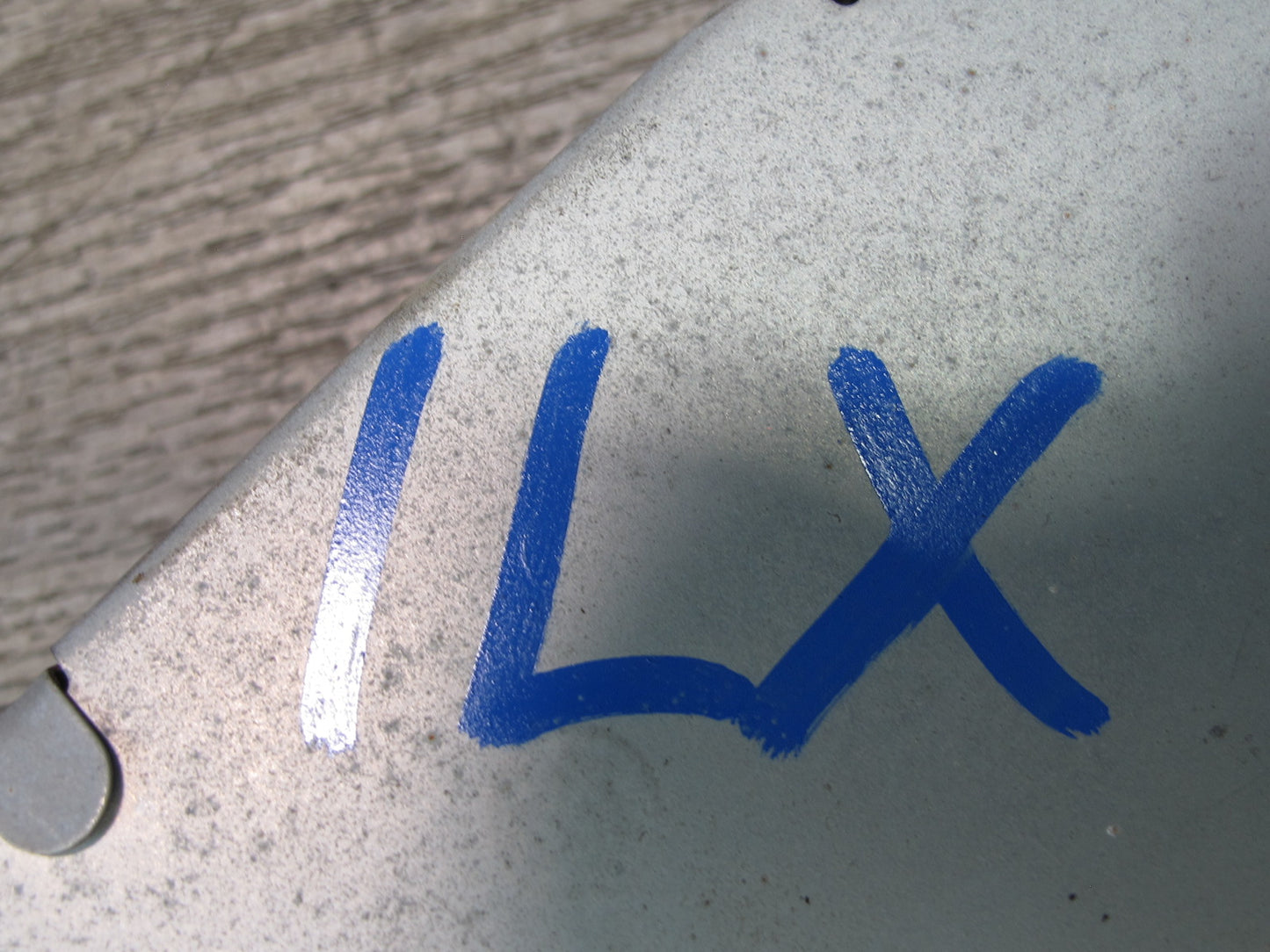 1998-2002 Lexus J100 LX470 Suspension Control Computer Module 89290-60021