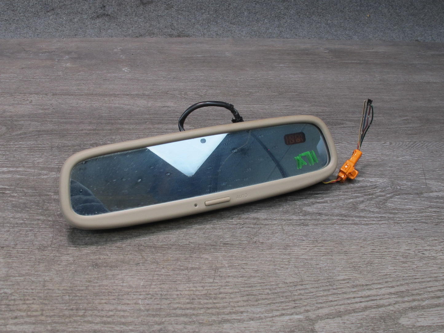 1998-2002 Lexus J100 LX470 Auto Dimming Interior Rear View Mirror