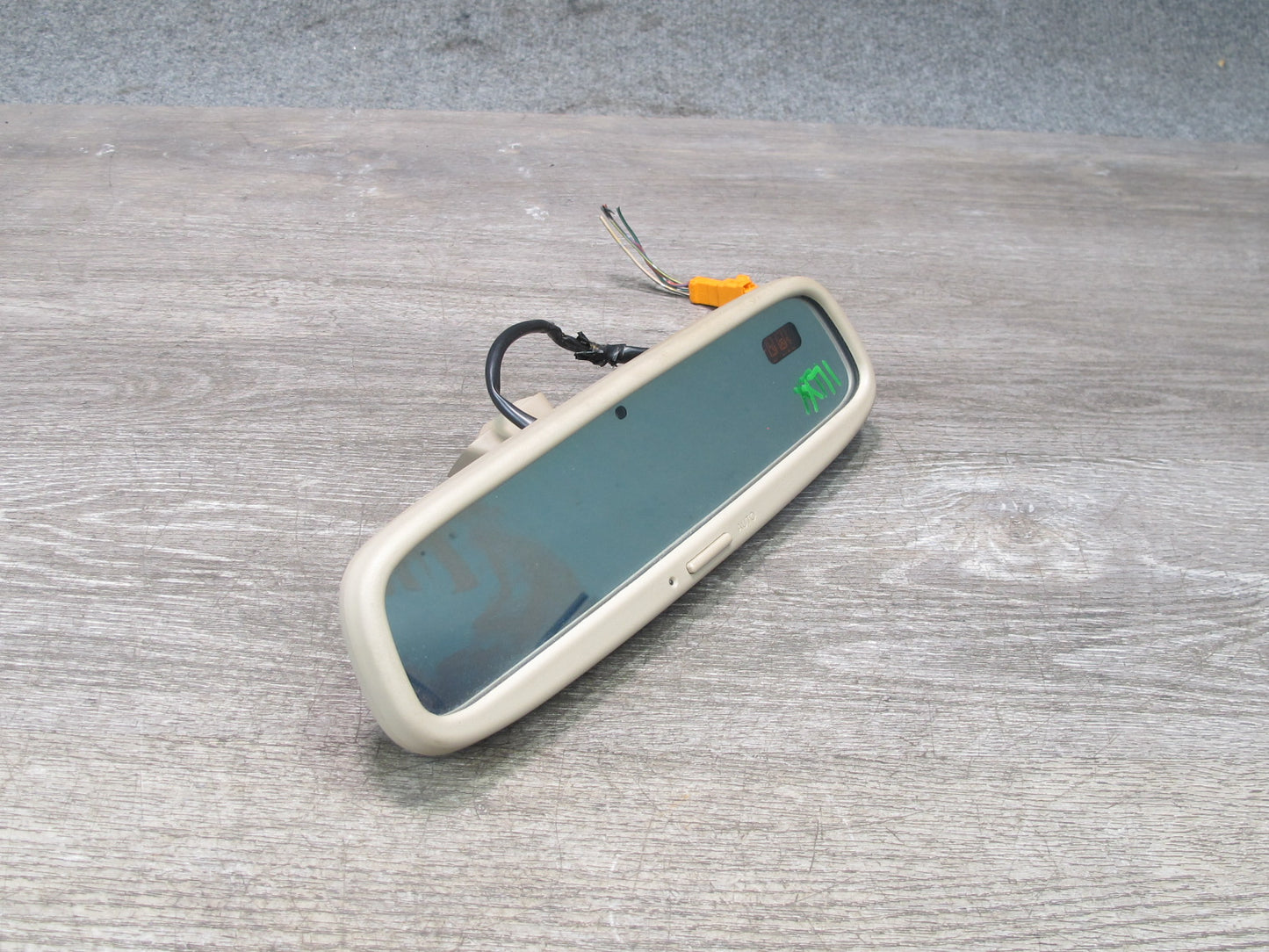 1998-2002 Lexus J100 LX470 Auto Dimming Interior Rear View Mirror