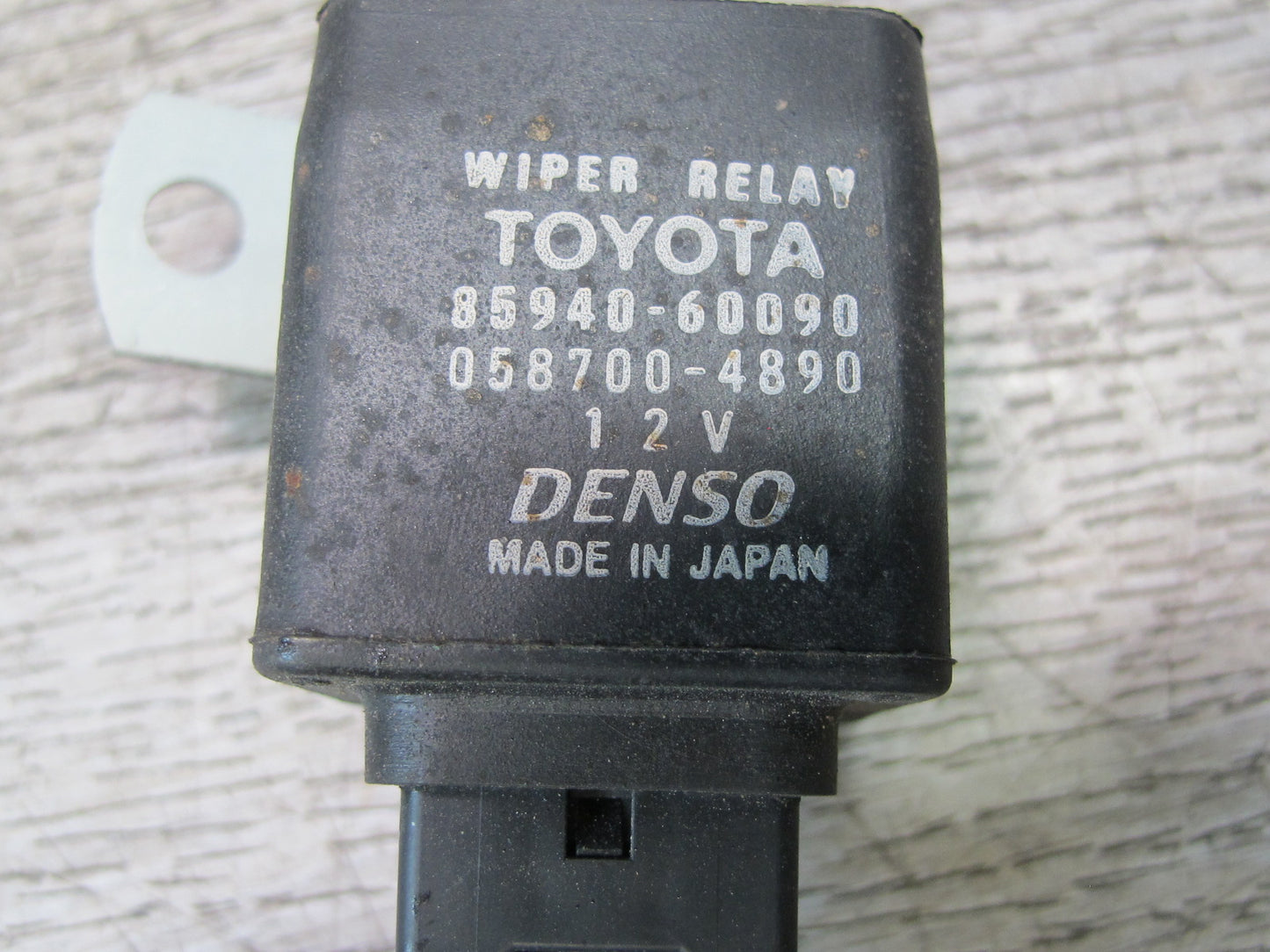 1998-2002 Lexus J100 LX470REAR Windshield Wiper Relay Module 85940-60090