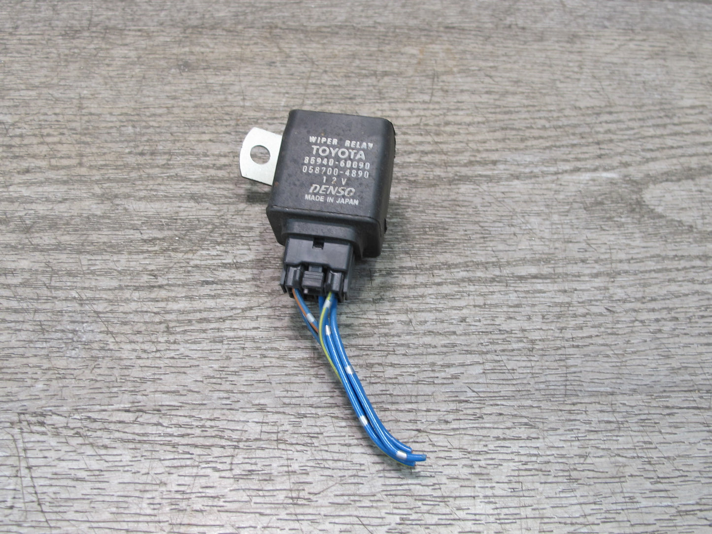 1998-2002 Lexus J100 LX470REAR Windshield Wiper Relay Module 85940-60090