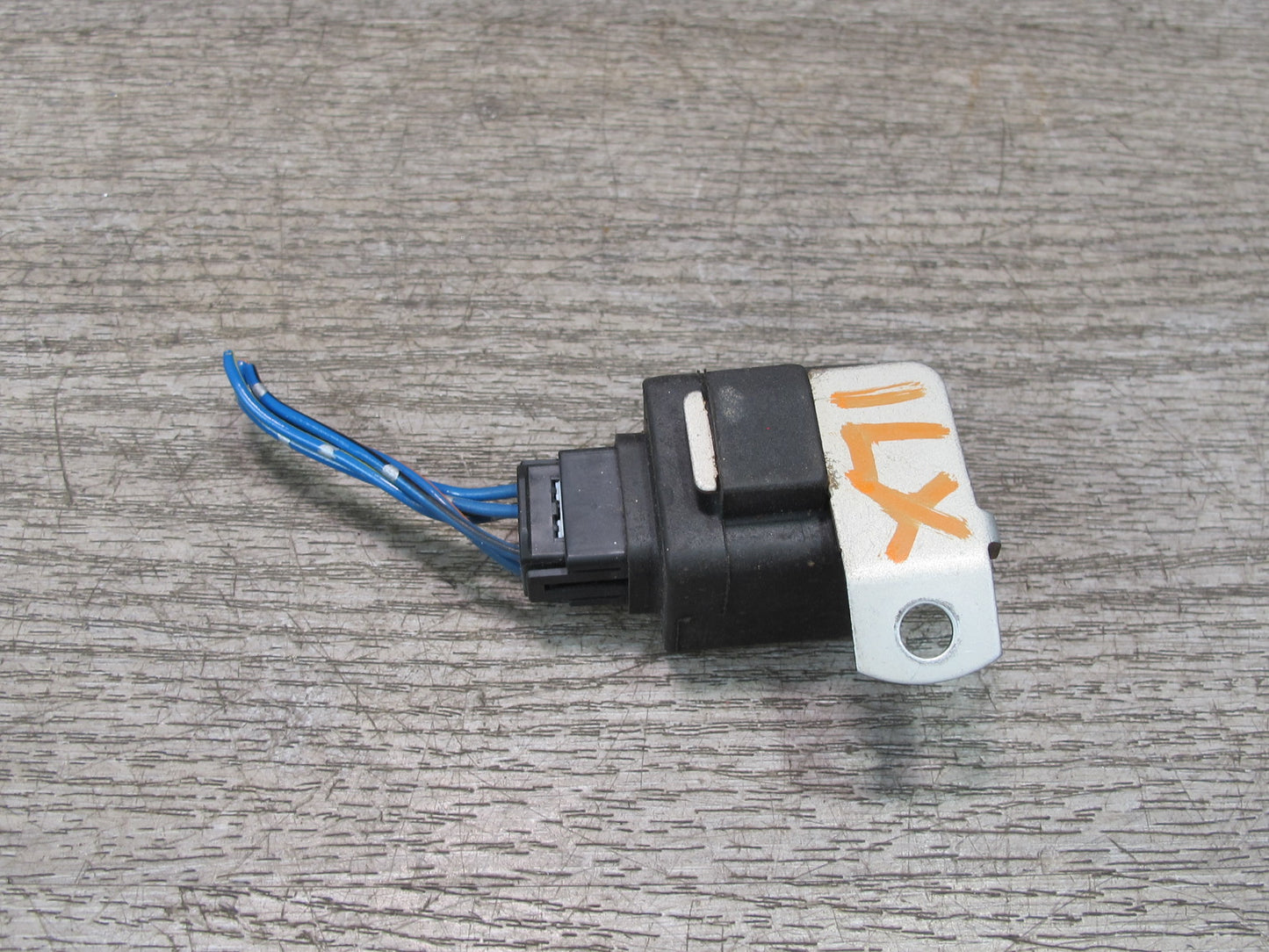 1998-2002 Lexus J100 LX470REAR Windshield Wiper Relay Module 85940-60090