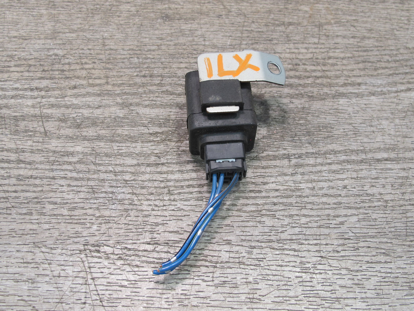 1998-2002 Lexus J100 LX470REAR Windshield Wiper Relay Module 85940-60090