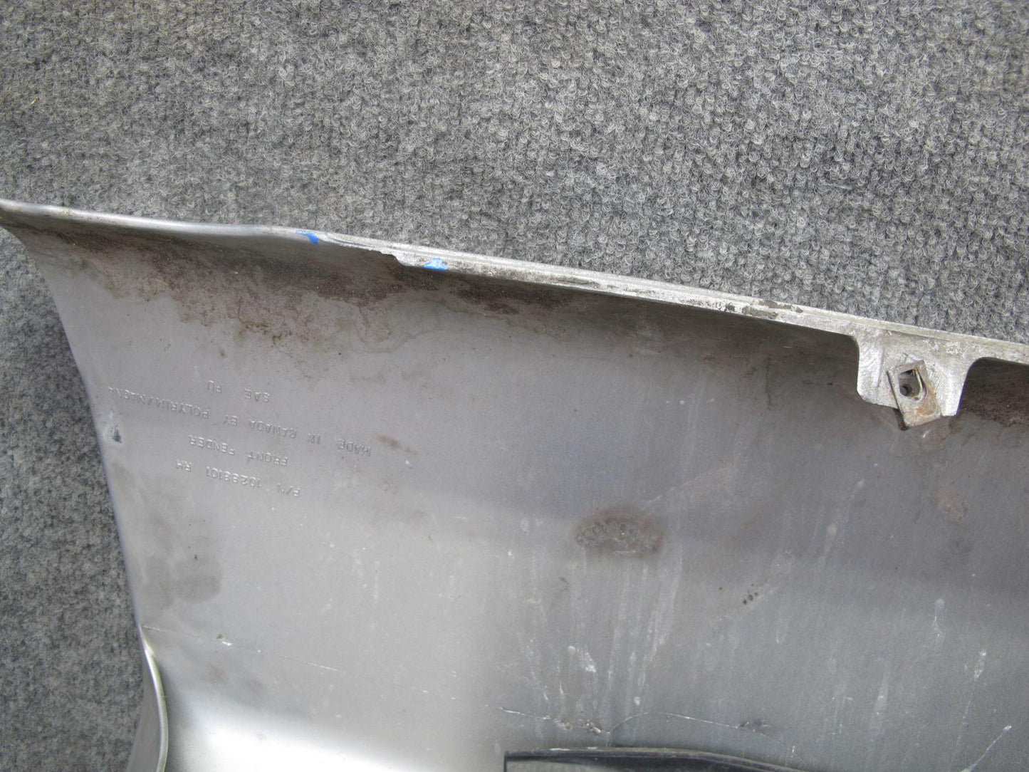 97-04 Chevrolet Corvette C5 Front Right Fender Shell Cover Panel Silver OEM