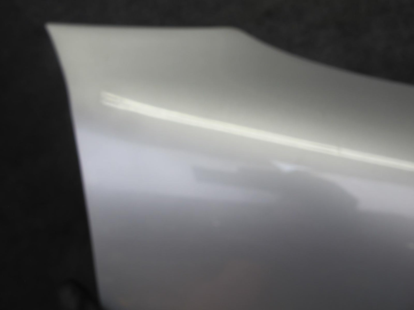 97-04 Chevrolet Corvette C5 Front Right Fender Shell Cover Panel Silver OEM