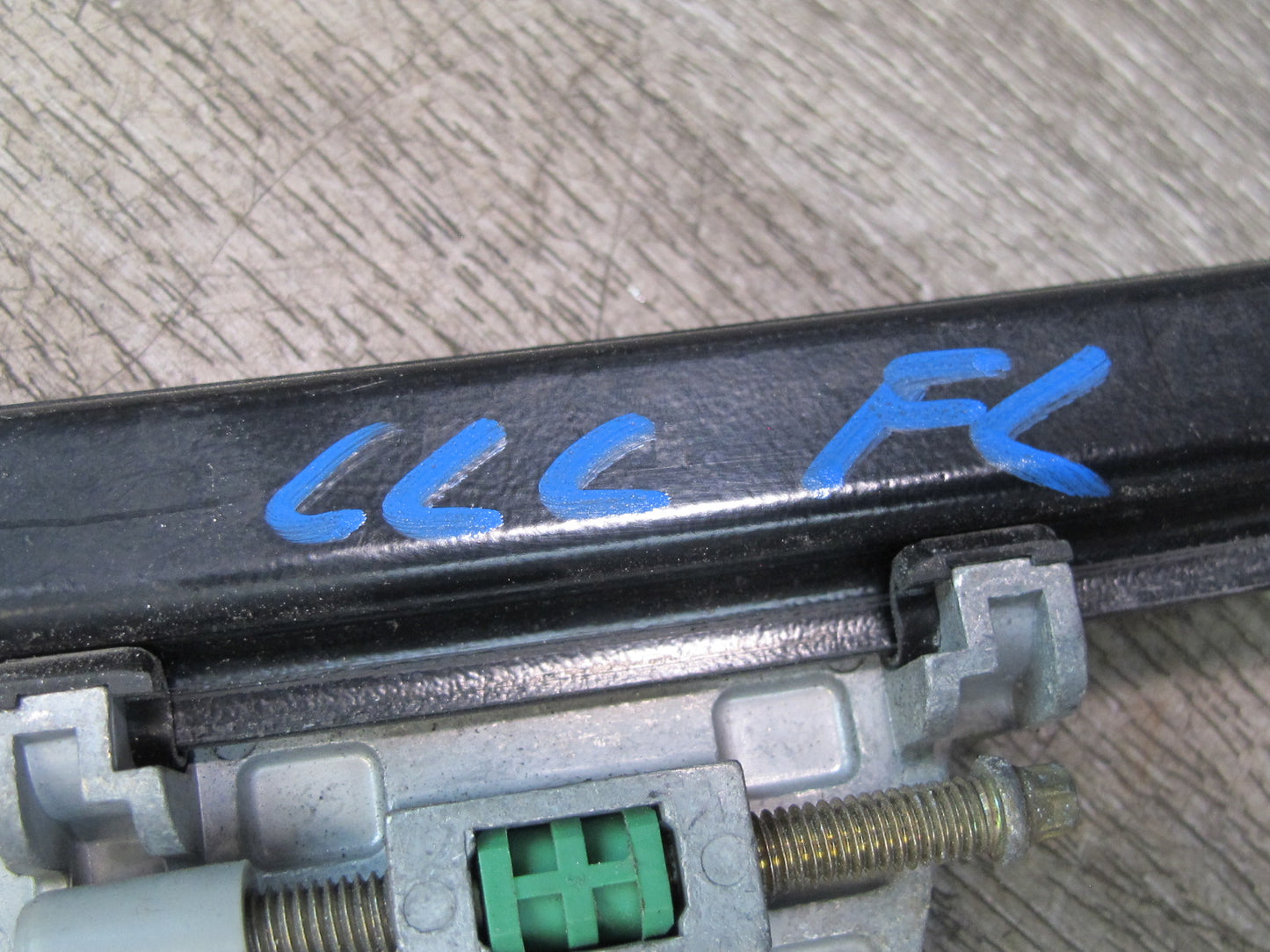 97-04 Chevrolet Corvette C5 Left Door Window Regulator w Motor 10408035 OEM