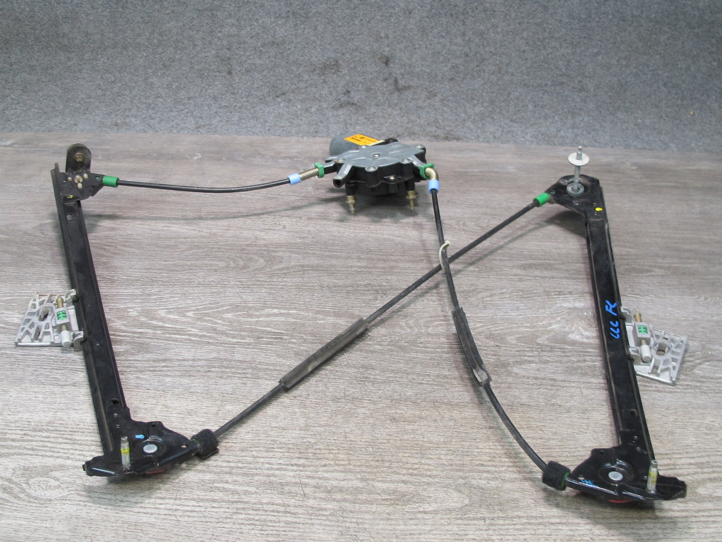 97-04 Chevrolet Corvette C5 Left Door Window Regulator w Motor 10408035 OEM