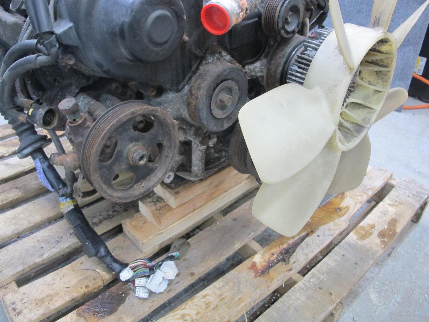 2000-2001 Lexus LX470 4.7L V8 2UZFE Complete Engine Motor VIN T 5TH Digit 85k