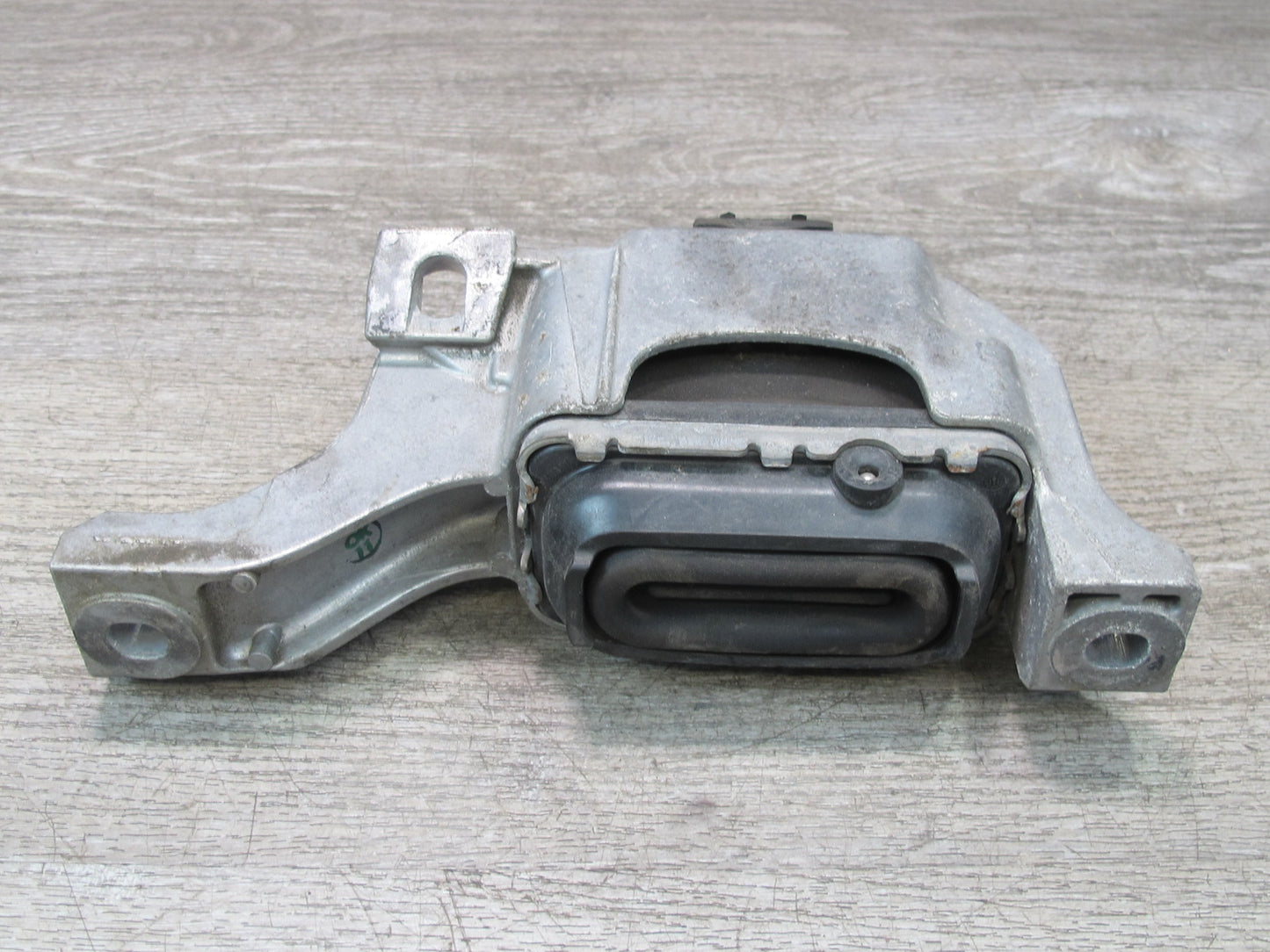 11-15 Mini Cooper S R55 R56 R57 R58 R59 R60 R61 Engine Mount Bracket 6782374 OEM
