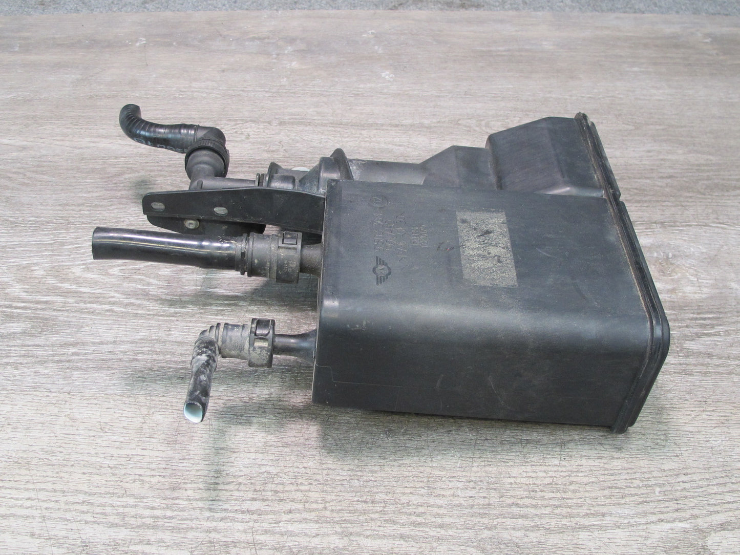 11-15 Mini Cooper R61 R60 Fuel Evap Vapor Charcoal Canister 9803304 OEM