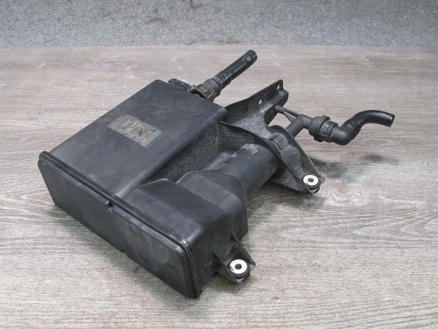 11-15 Mini Cooper R61 R60 Fuel Evap Vapor Charcoal Canister 9803304 OEM