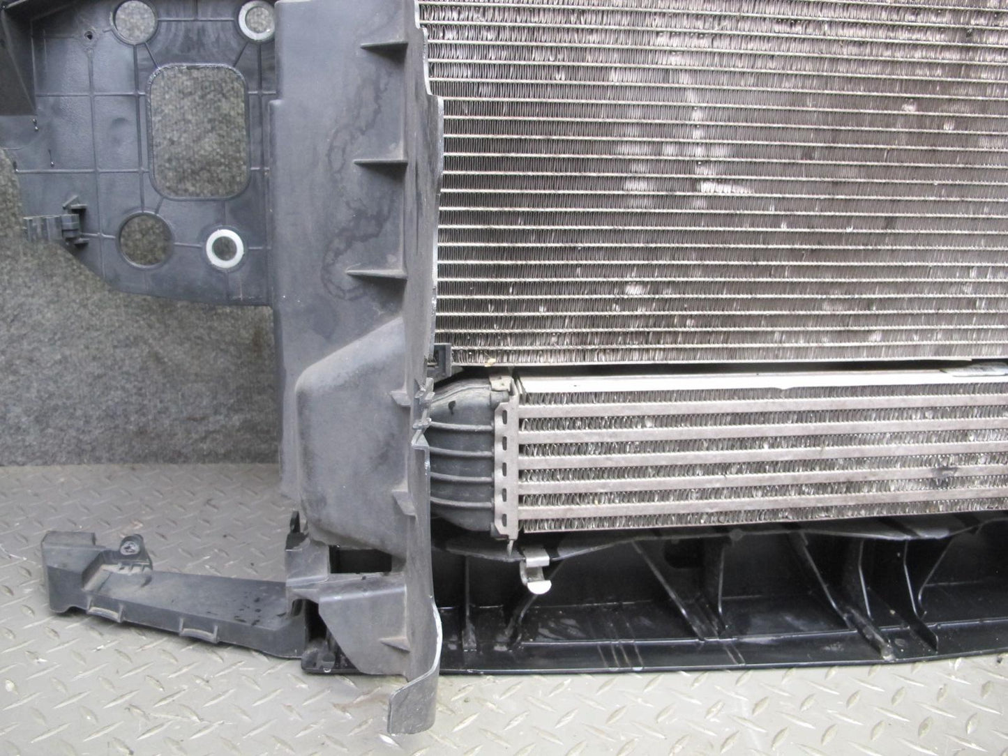 11-15 Mini Cooper S R60 R61 AWD A/T Engine Radiator Condenser Oil Cooler Fan Set