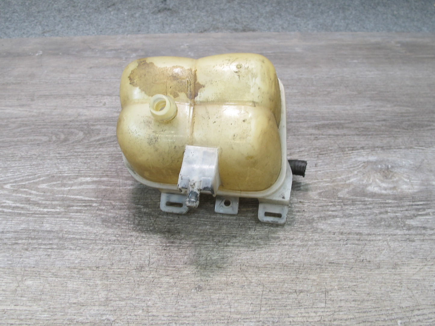 11-15 Mini Cooper R60 R61 Engine Coolant Expansion Overflow Reservoir Tank OEM