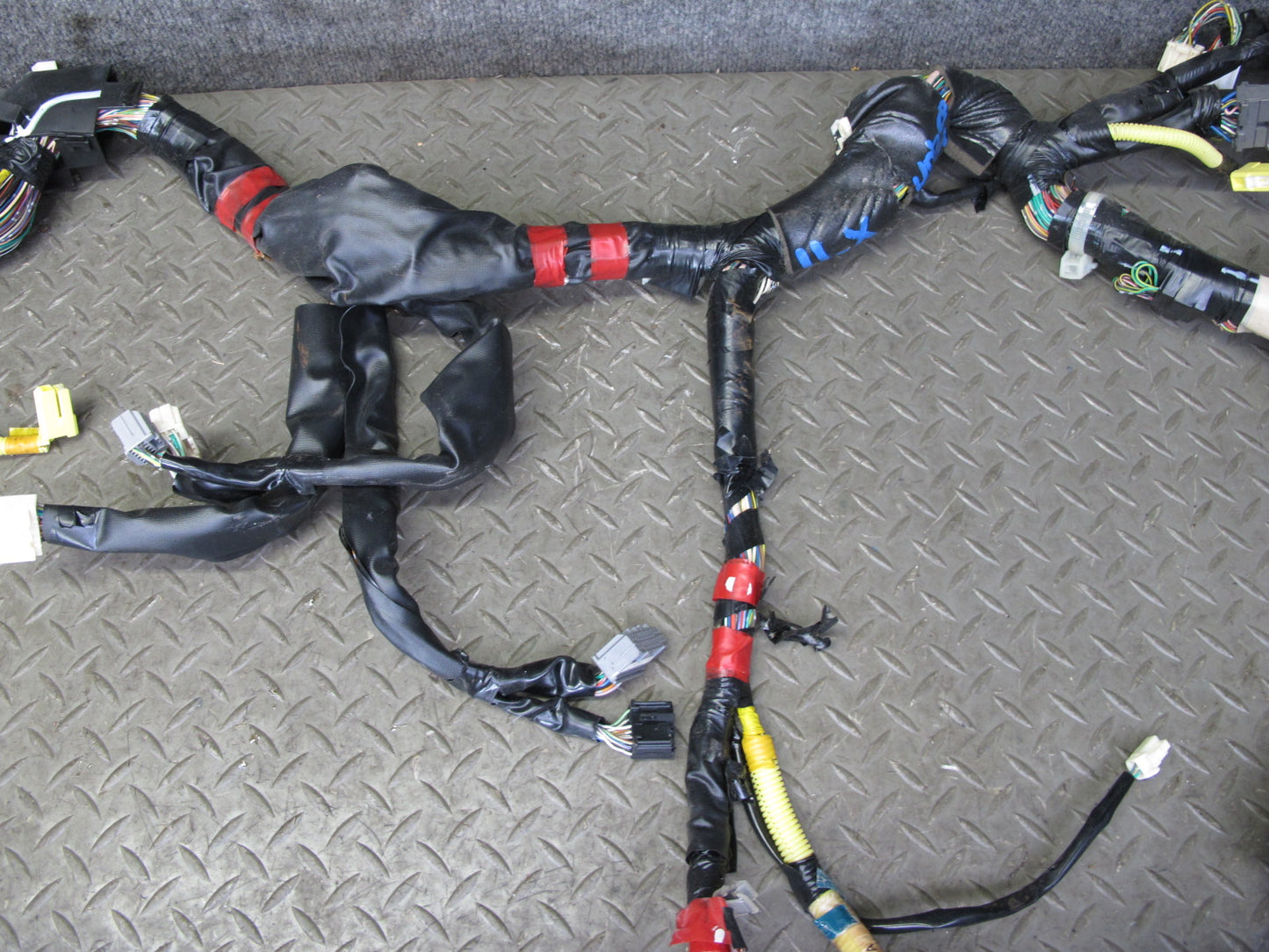 2000-2002 Lexus J100 LX470 Instrument Panel Dash Console Wire Wiring Harness