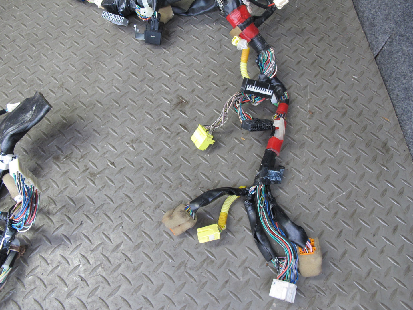 2000-2002 Lexus J100 LX470 Instrument Panel Dash Console Wire Wiring Harness