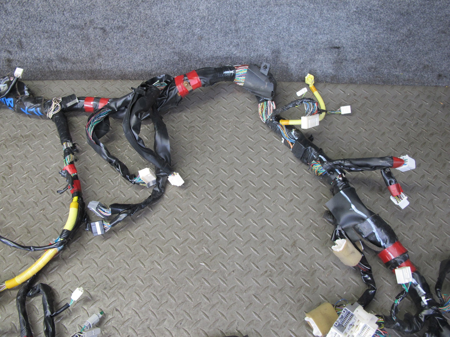 2000-2002 Lexus J100 LX470 Instrument Panel Dash Console Wire Wiring Harness