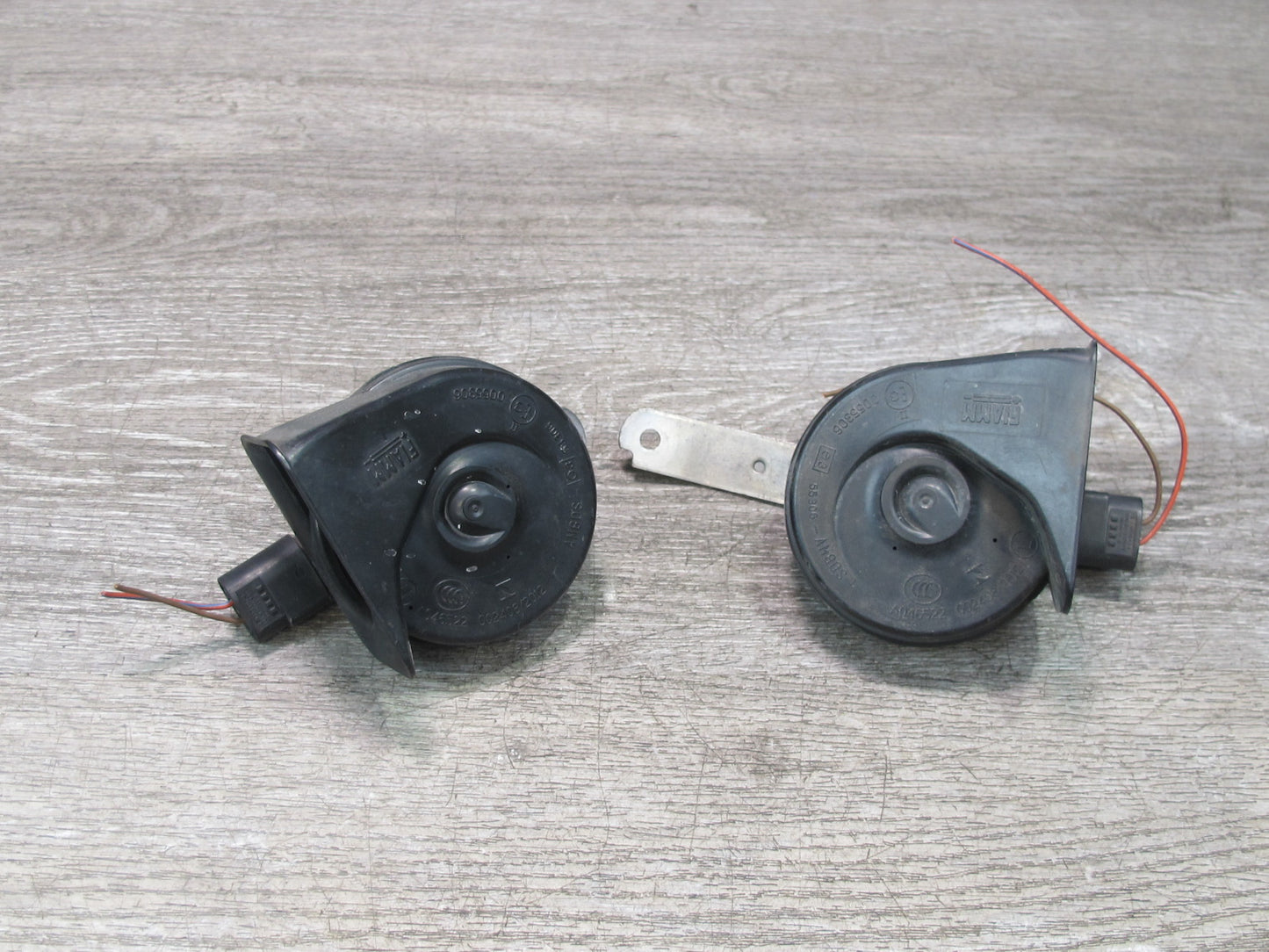 11-15 Mini Cooper R61 R60 Countryman Set of 2 High & Low Tone Horn Signal OEM