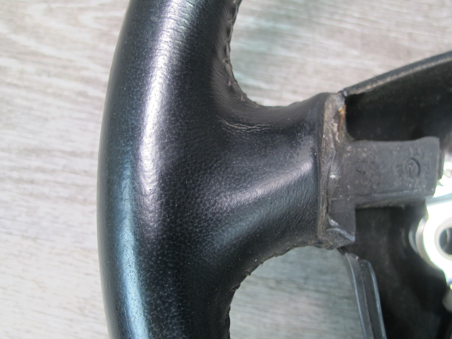 97-04 Chevrolet Corvette C5 Leather Steering Black 65K Miles 10409734 OEM
