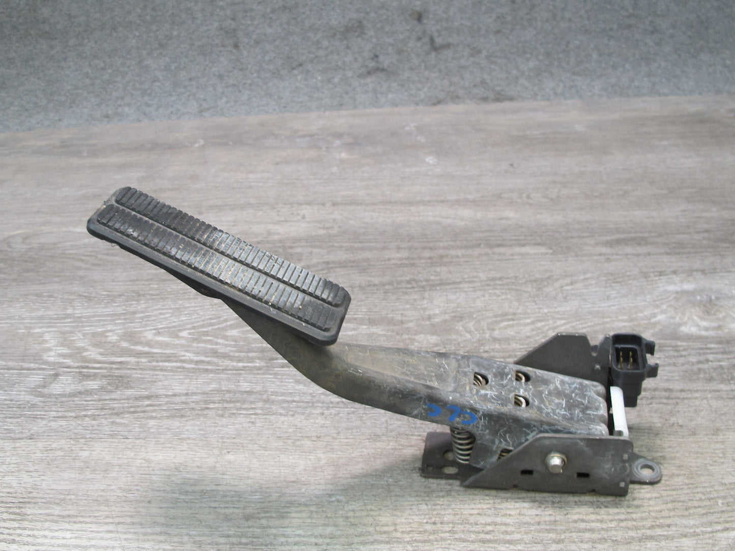 97-04 Chevrolet Corvette C5 Gas Accelerator Throttle Pedal Assembly OEM
