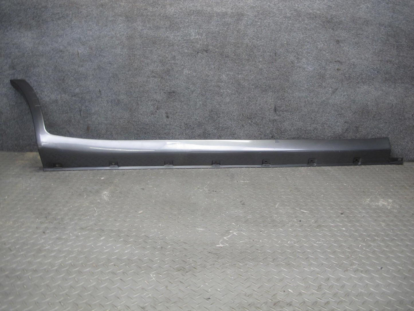 1998-2002 Lexus J100 LX470 Left & Right Side Rocker Panel Trim Molding Set of 2
