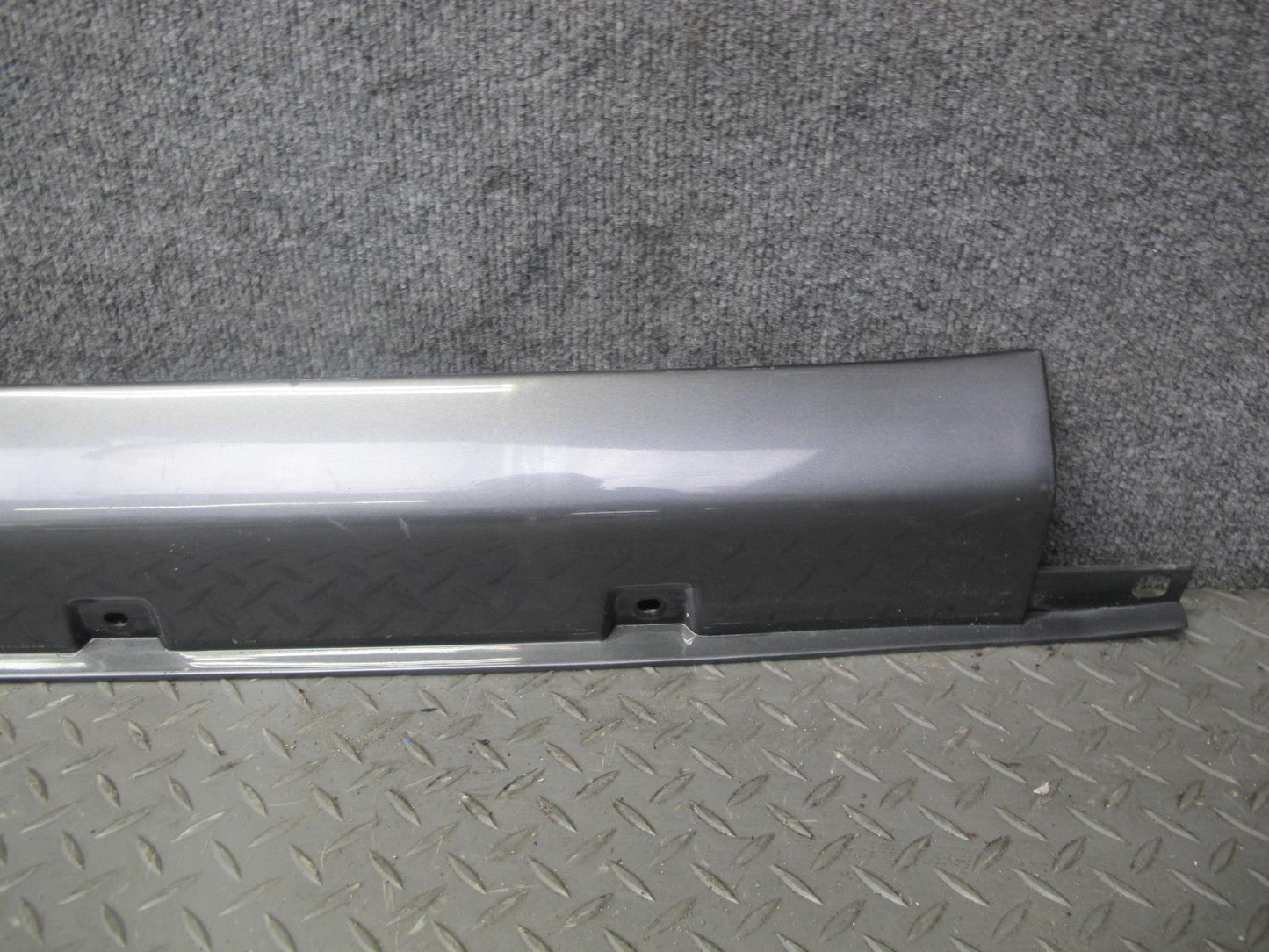 1998-2002 Lexus J100 LX470 Left & Right Side Rocker Panel Trim Molding Set of 2