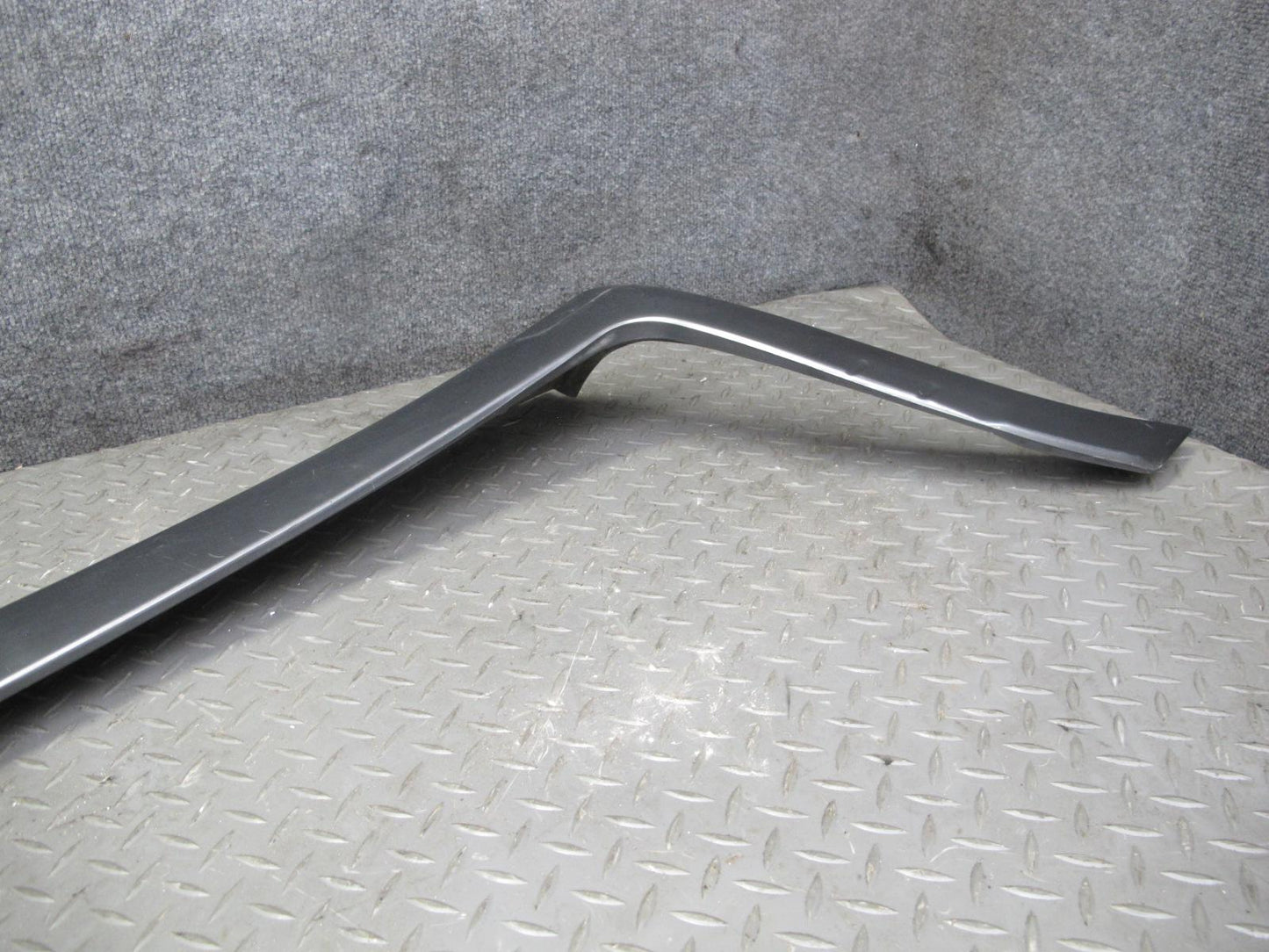 1998-2002 Lexus J100 LX470 Left & Right Side Rocker Panel Trim Molding Set of 2
