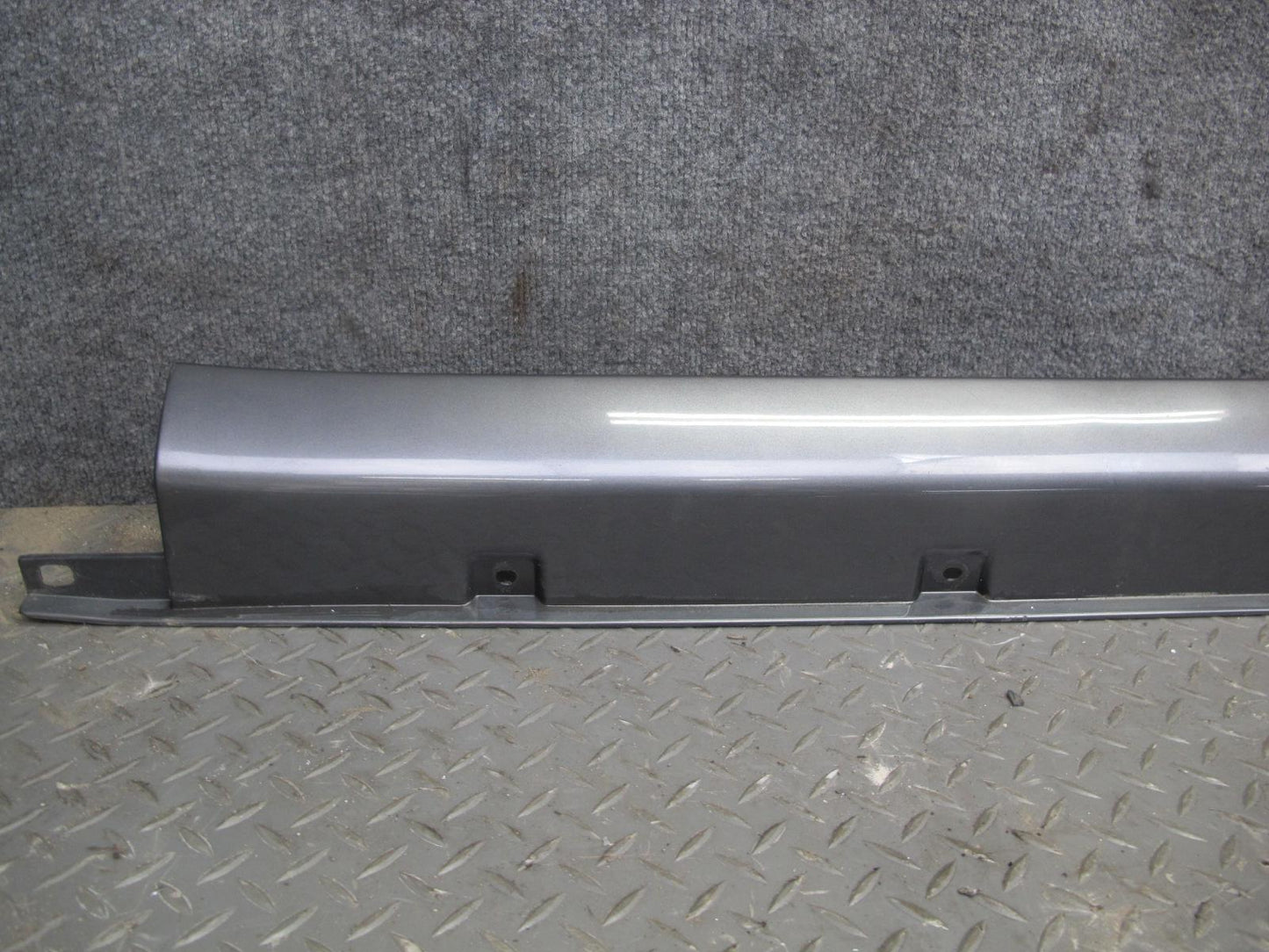 1998-2002 Lexus J100 LX470 Left & Right Side Rocker Panel Trim Molding Set of 2
