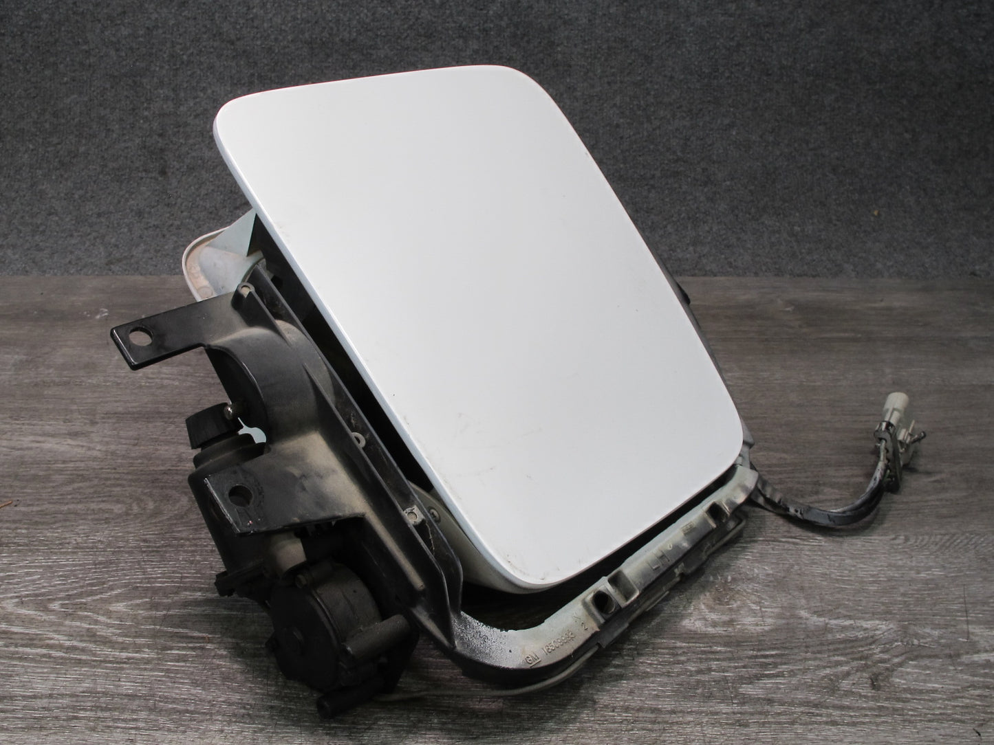 91-96 Chevrolet Corvette C4 Front Left POP UP Headlight Motor Cover Assy OEM
