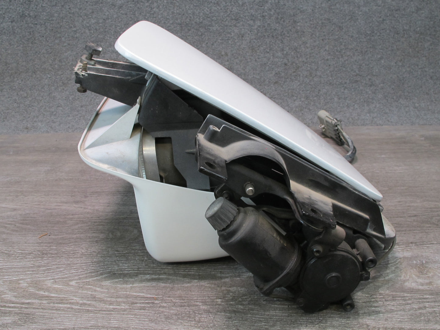 91-96 Chevrolet Corvette C4 Front Left POP UP Headlight Motor Cover Assy OEM