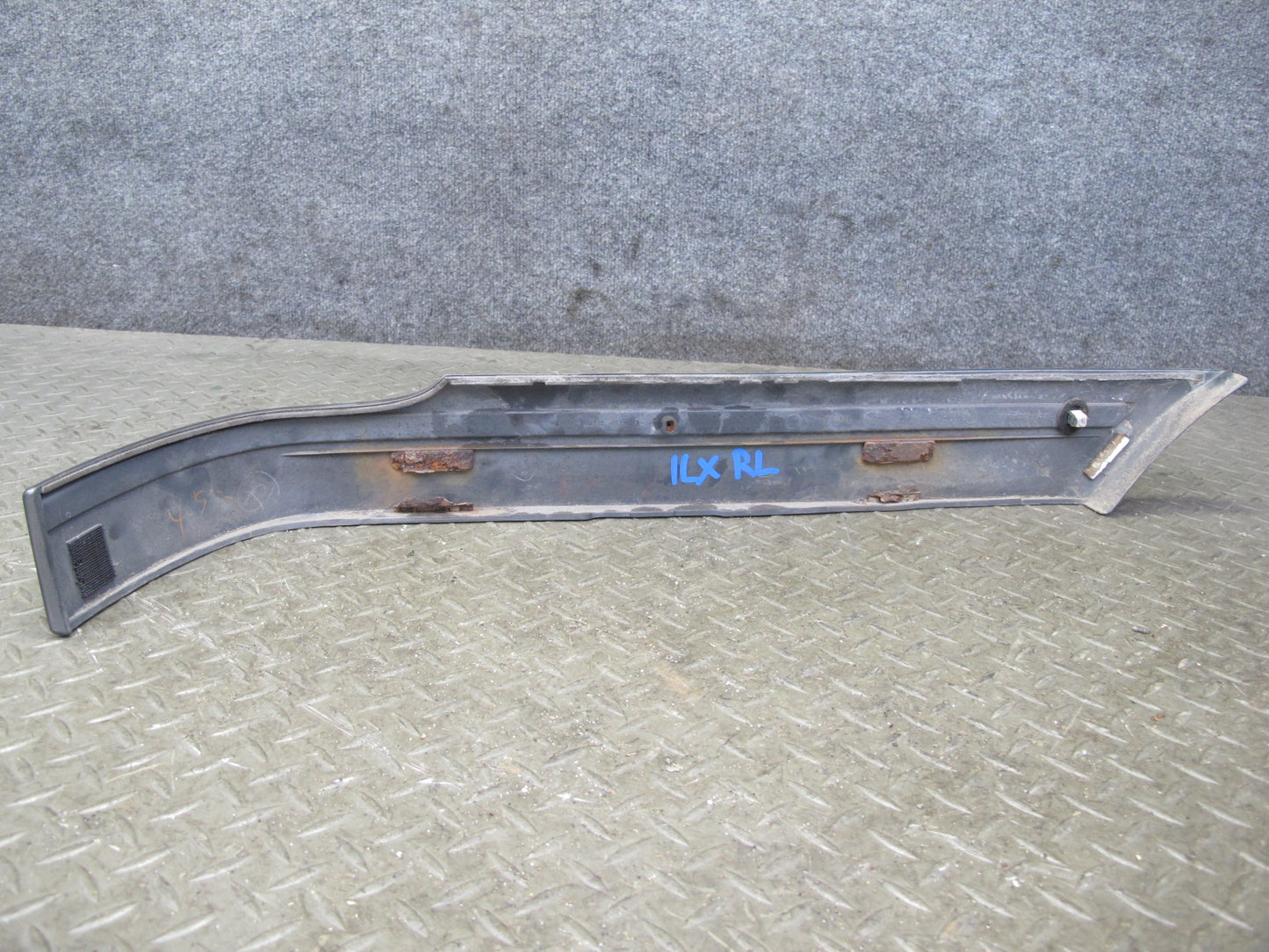 1998-2002 Lexus LX470 Rear Right Left Fender Quarter Trunk Molding Panel Set