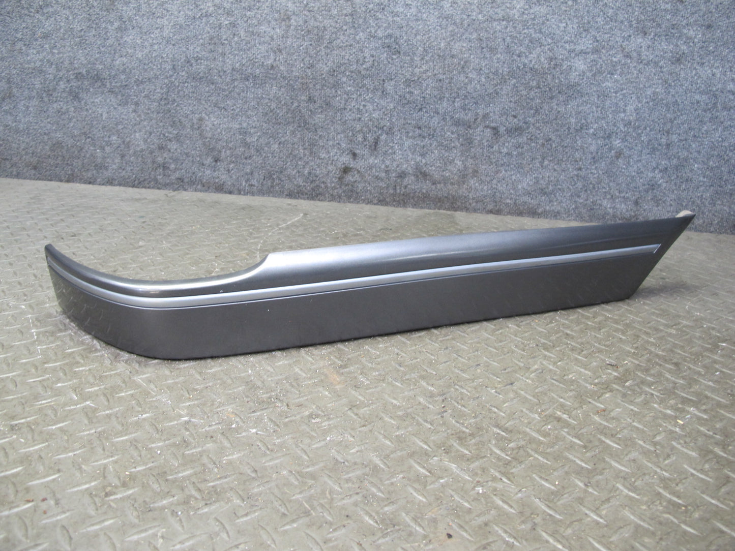 1998-2002 Lexus LX470 Rear Right Left Fender Quarter Trunk Molding Panel Set