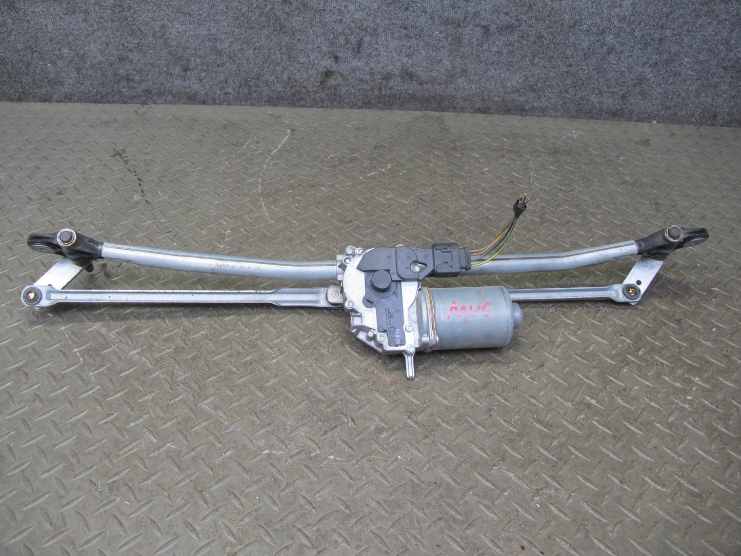 11-15 Mini Cooper R60 R61 Windshield Wiper Transmission Linkage w Motor OEM