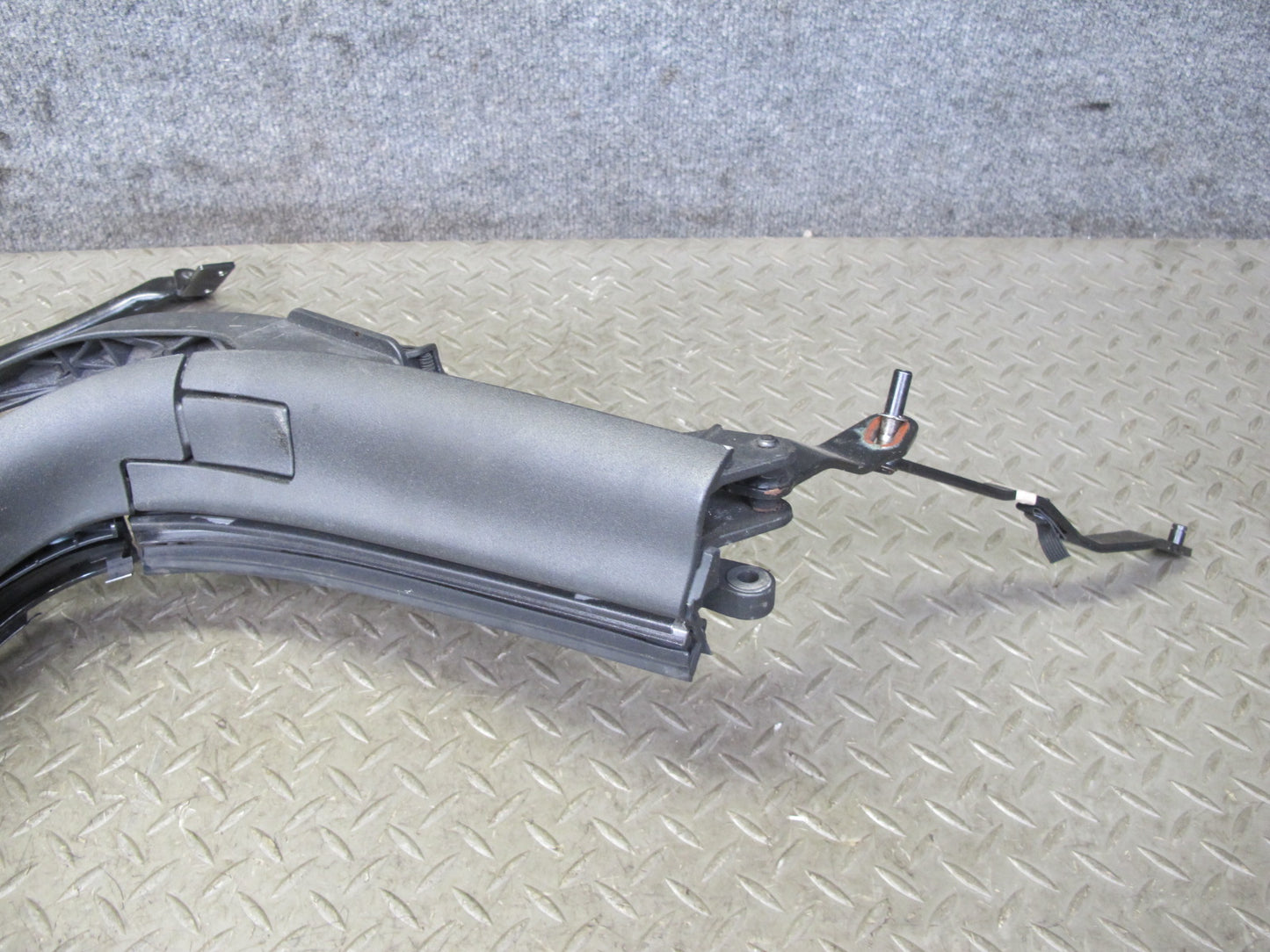 10-19 Nissan 370Z Z34 Convertible Left Soft TOP Roof Lift Hinge OEM