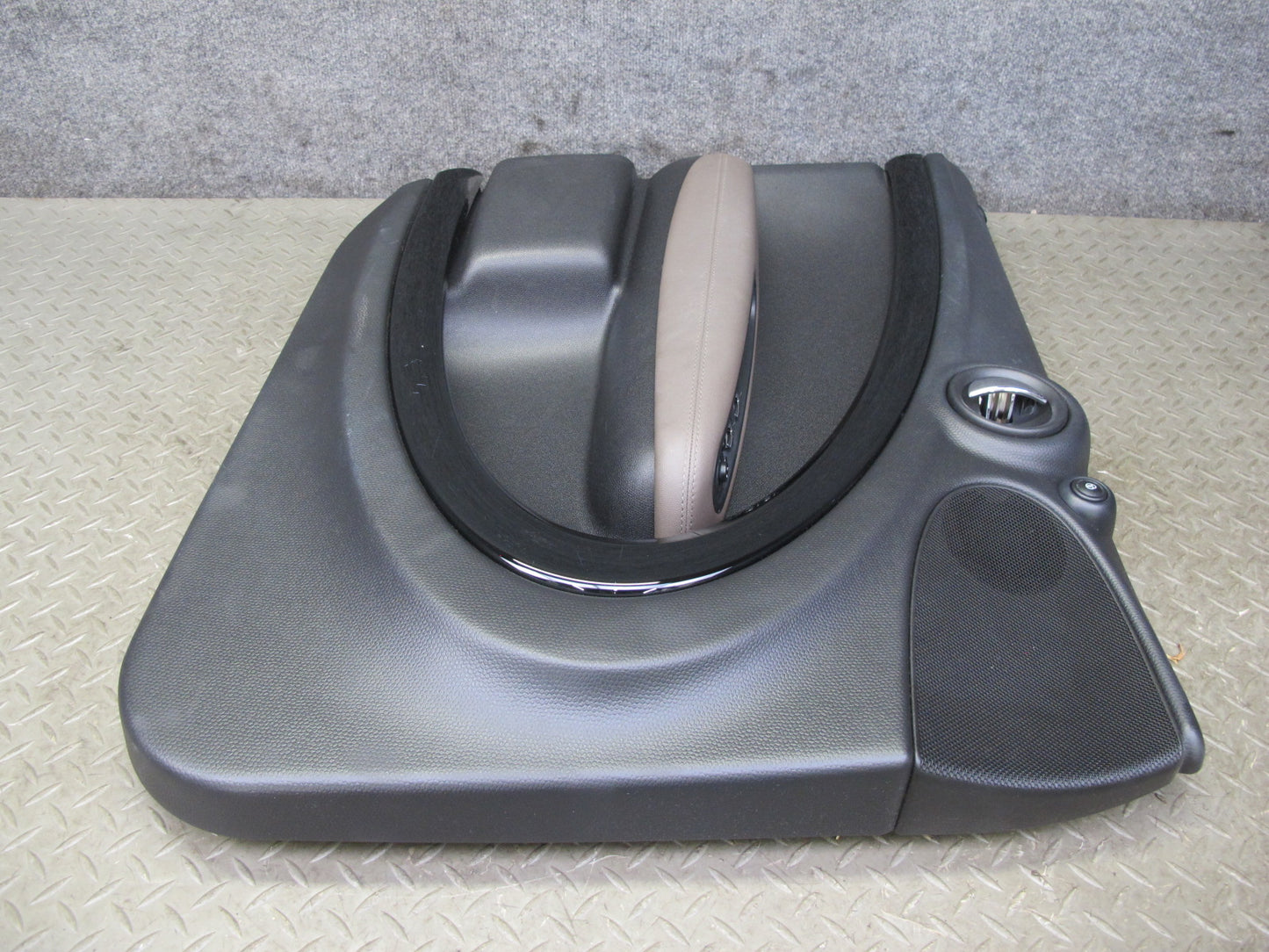 14-15 Mini Cooper S R60 Countryman Set of 2 Front Door Interior Trim Panel OEM