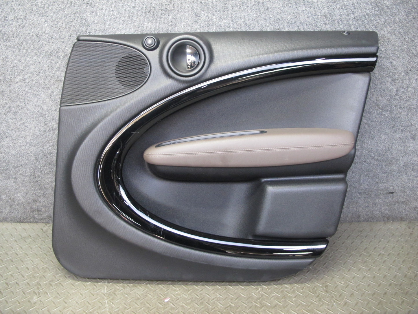 14-15 Mini Cooper S R60 Countryman Set of 2 Front Door Interior Trim Panel OEM
