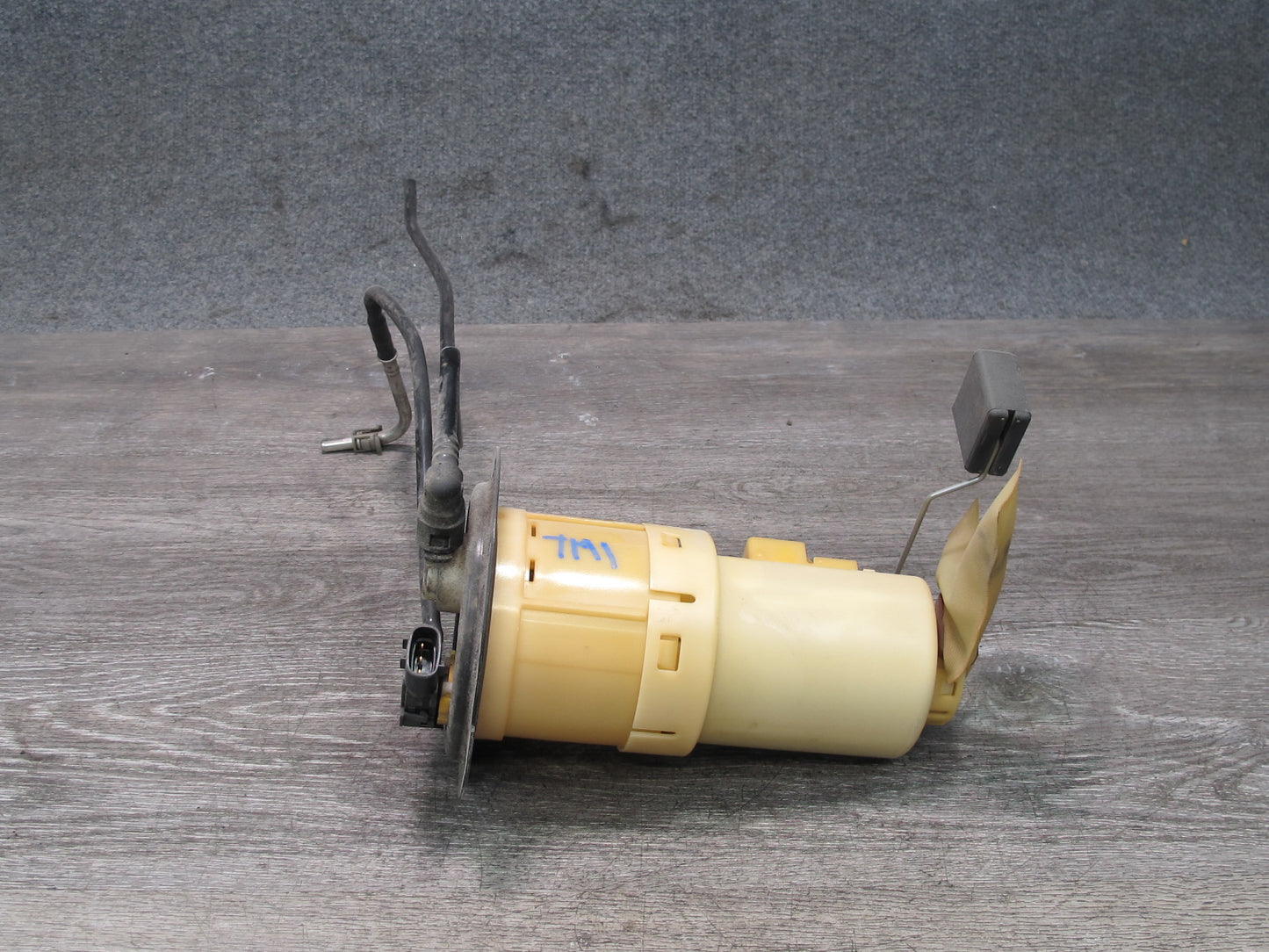00-05 Toyota MR2 Spyder ZZW30L 1ZZFE Fuel Pump Level Sensor Assembly 50K OEM