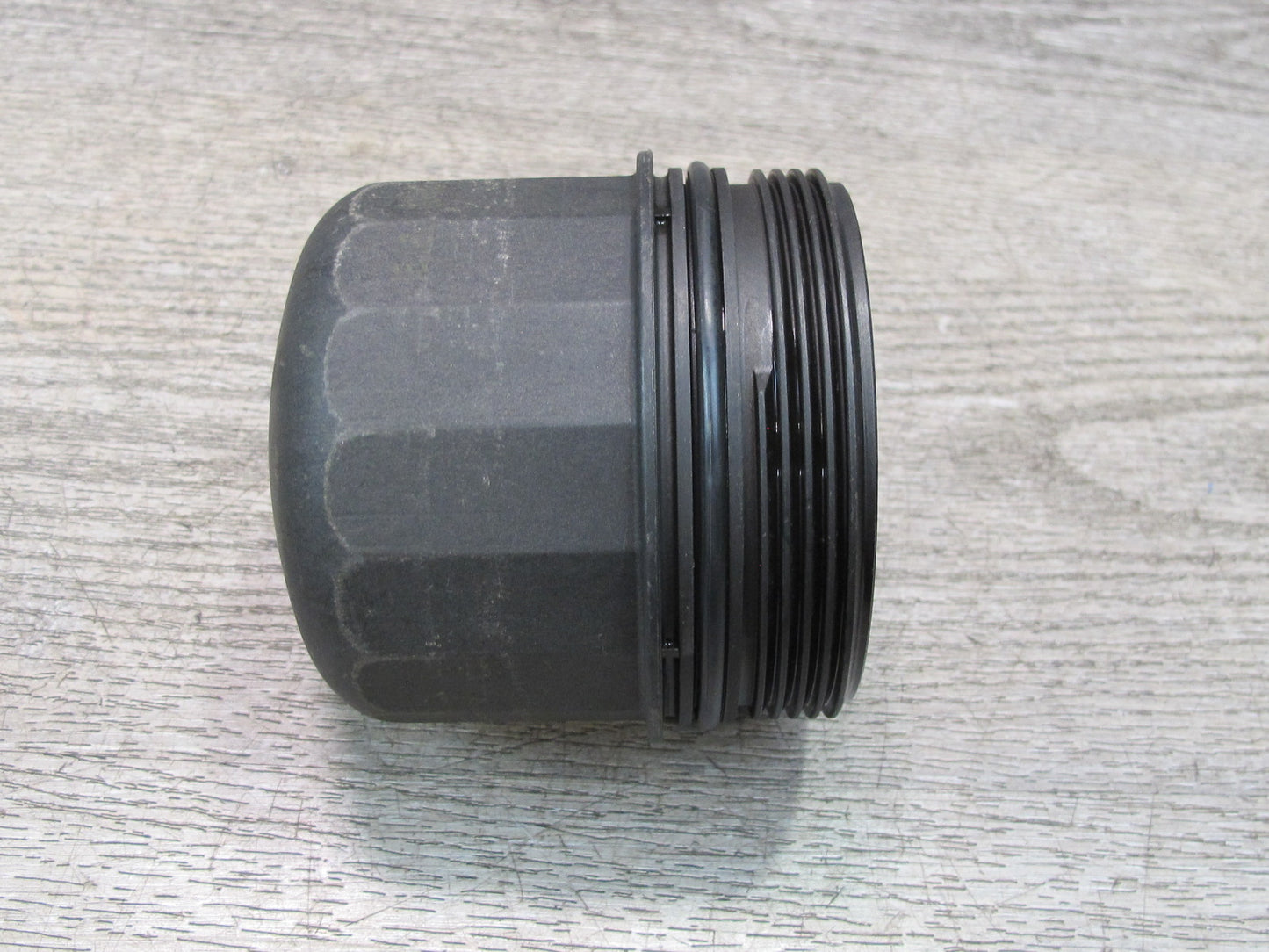 2010-2014 BMW E71 X6M S63 Engine Oil Filter Cover Holder