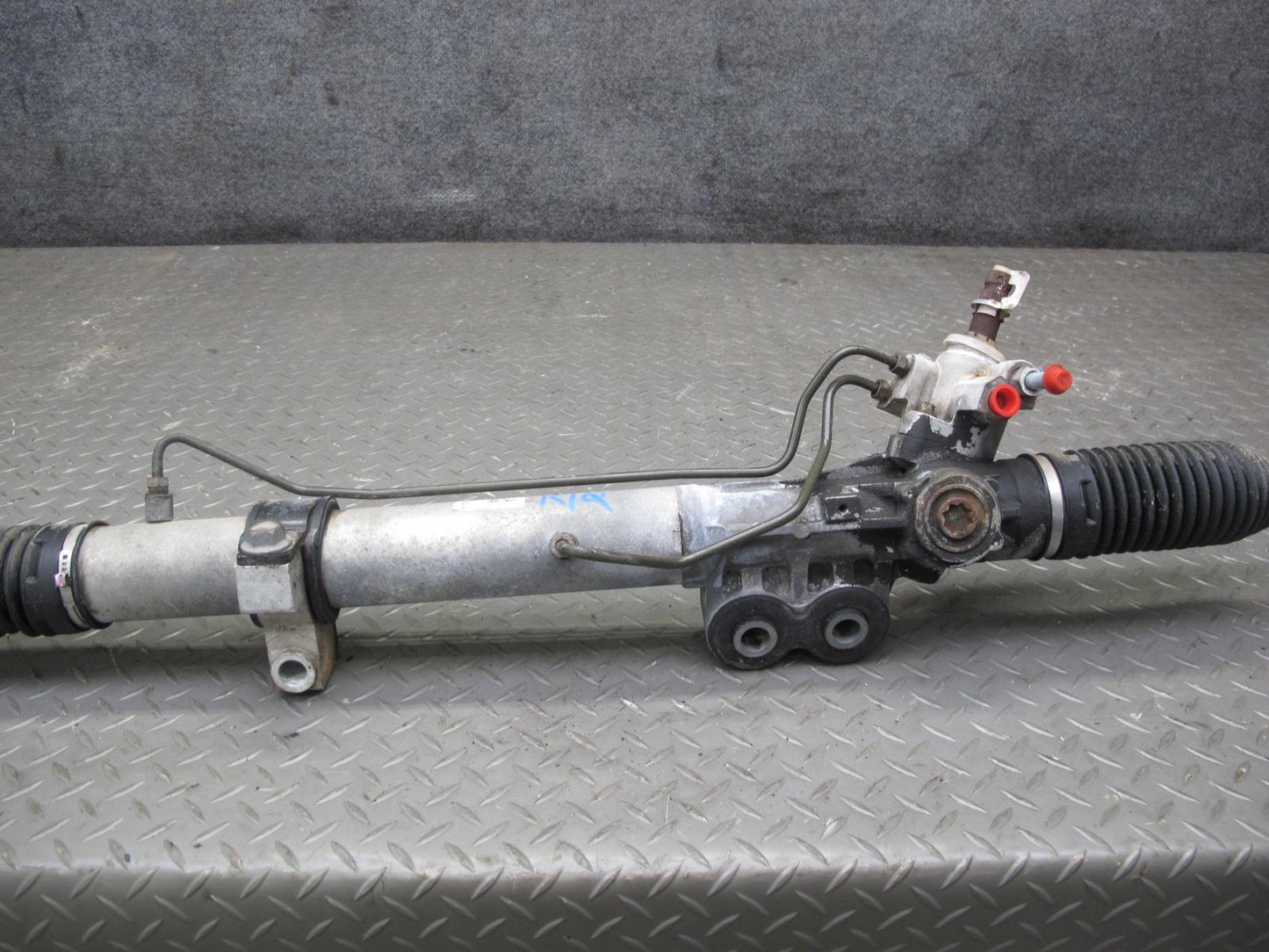 2011-2020 Infiniti QX56 QX80 RWD Power Steering Rack AND Pinion Gear Assembly