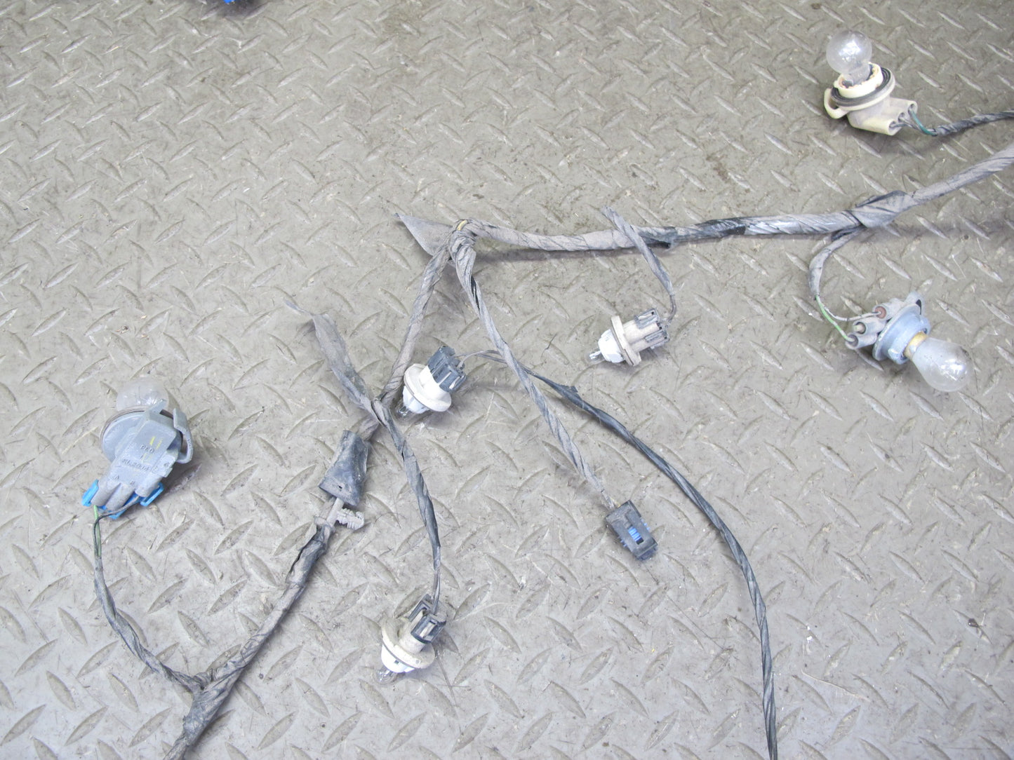 1998 Chevrolet Corvette C5 Rear Bumper Wire Wiring Harness OEM
