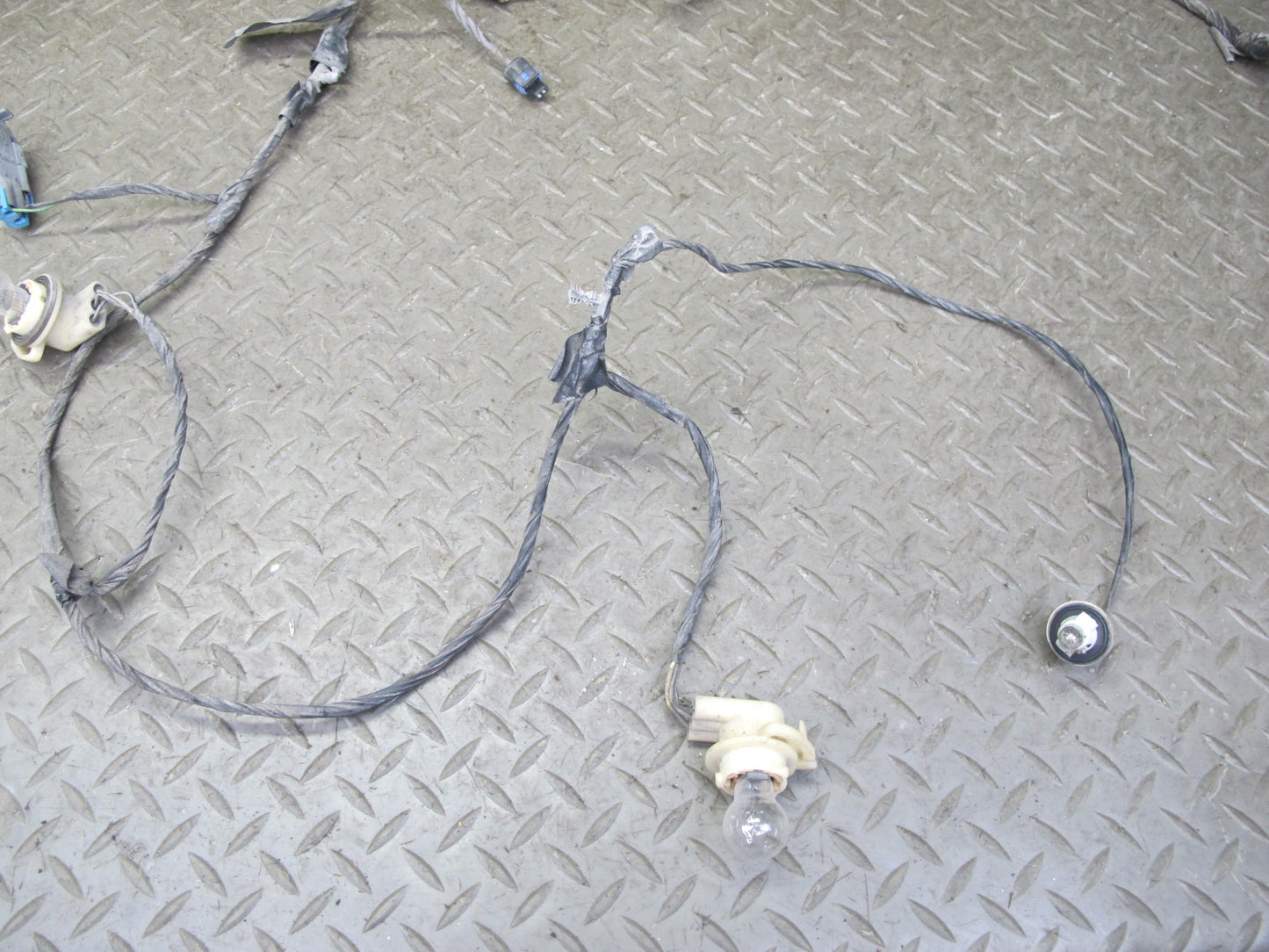 1998 Chevrolet Corvette C5 Rear Bumper Wire Wiring Harness OEM