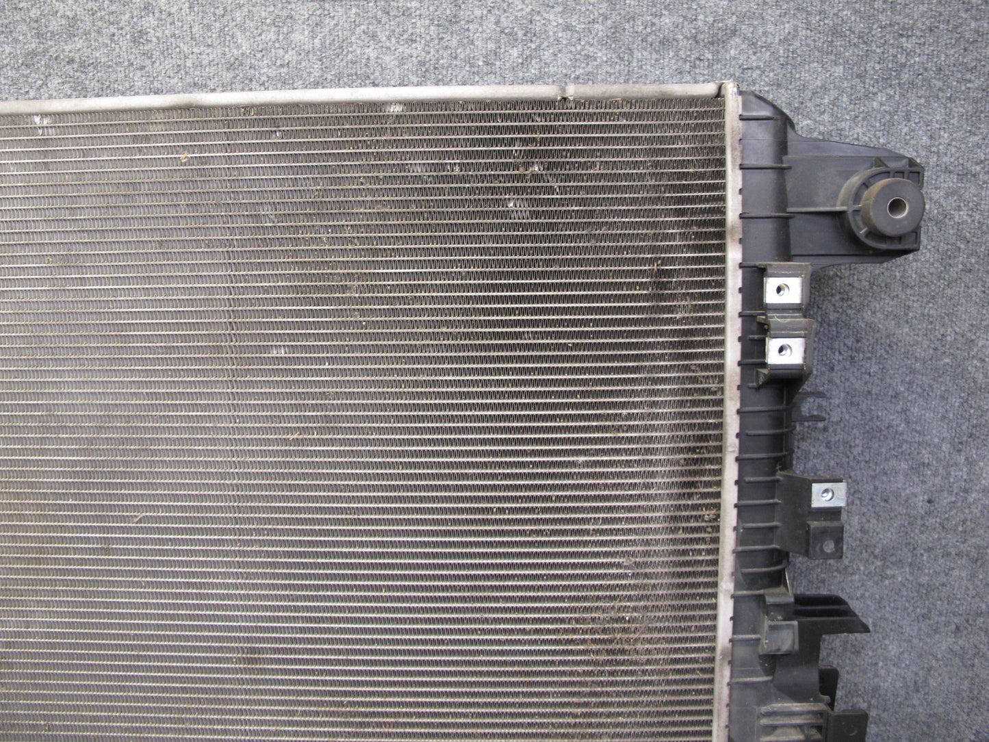 2011-2020 Infiniti QX56 QX80 5.6L V8 Engine Motor Cooling Radiator
